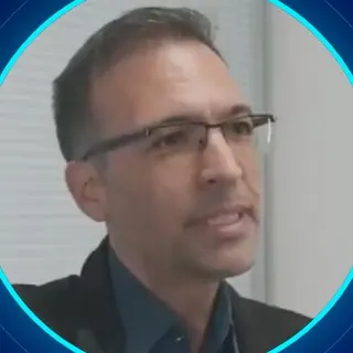 Dr. Rodrigo Lopes